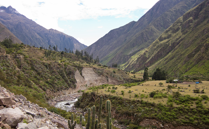 Inca Trail Day 1 Urubamba Valley