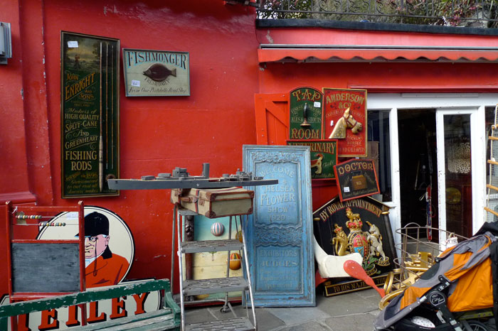 Free Things to Do in London - Portobello Market Antiques