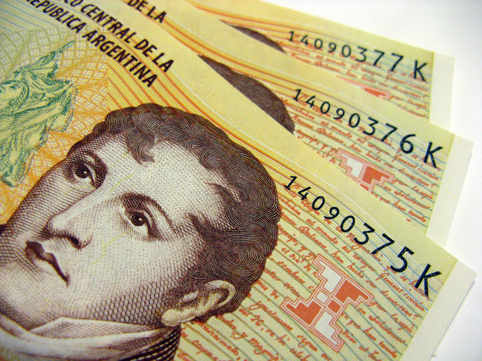 Money Exchange Argentina - Argentinian Pesos